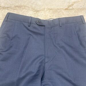 Men’s blue Brioni dress pants sz 34 R inseam 31. Pleated. Excellent condition!